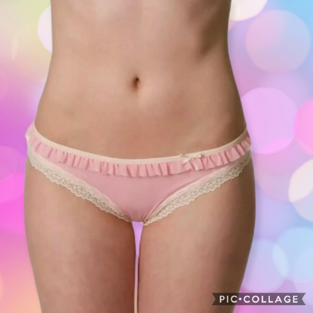 Velvet Kitten Small or XL pale pink hipster with ruffle and bow details
